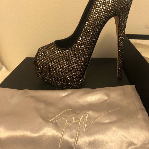 Giuseppe Zanotti Super Sharon 40 - Picture 9 of 9